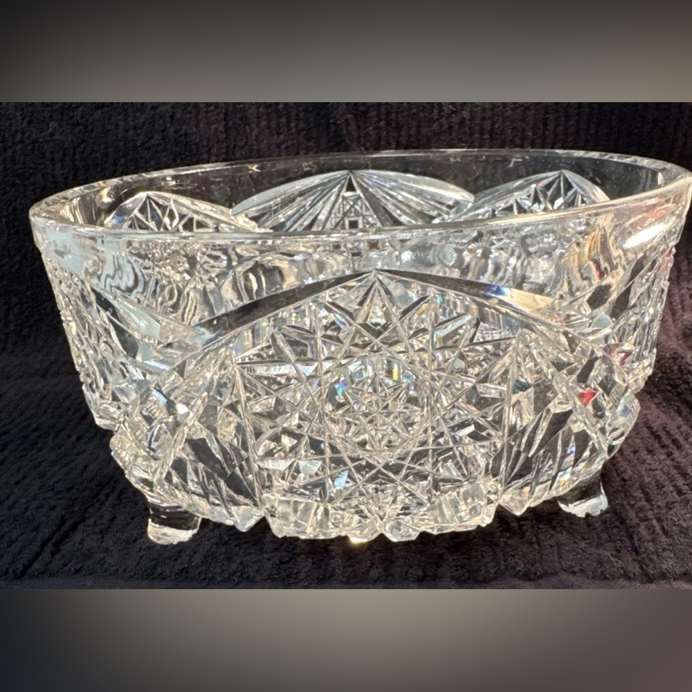 American Brilliant Cut Glass Bowl, 3 Footed, 8" Diam. 20C - Picture 3 of 6